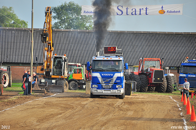 truckpull demo lunteren 220-border truckpull demo lunteren