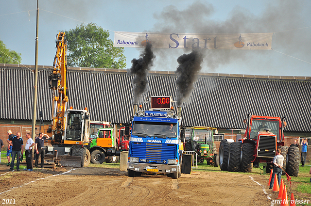 truckpull demo lunteren 251-border truckpull demo lunteren