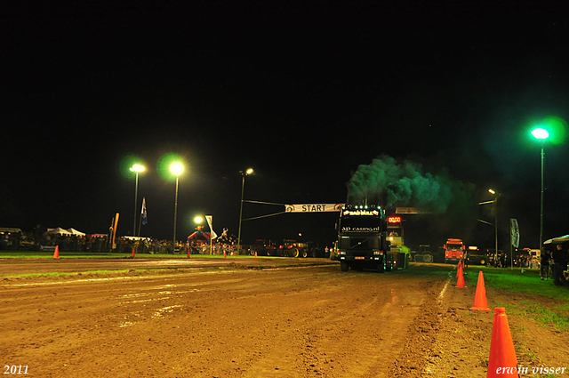 truckpull demo lunteren 347-border truckpull demo lunteren