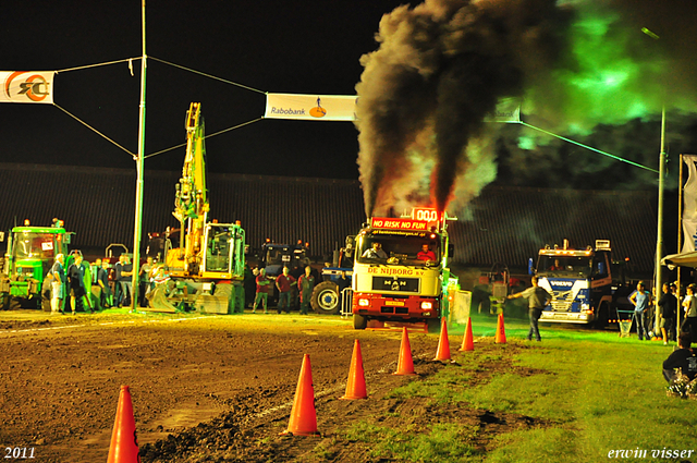 truckpull demo lunteren 482-border truckpull demo lunteren