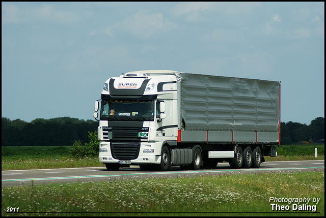 Daf XF wit  HO - 7682  (LV) Buitenlandse Vrachtwagens   2011