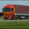 Mercedes rood  HM - 9873  (LV) - Buitenlandse Vrachtwagens  ...