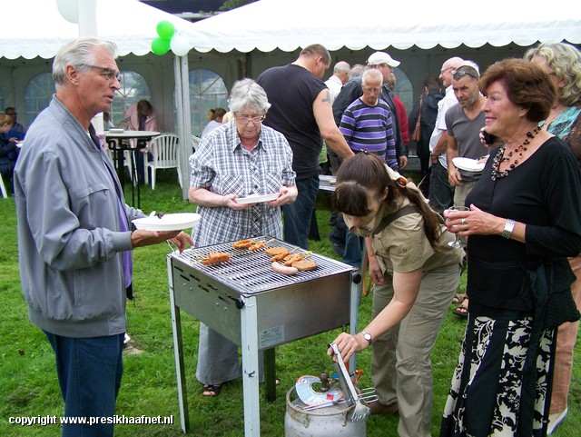 bbq Weldam 2011 (16) Buurtbarbecue in De Weldam 2011