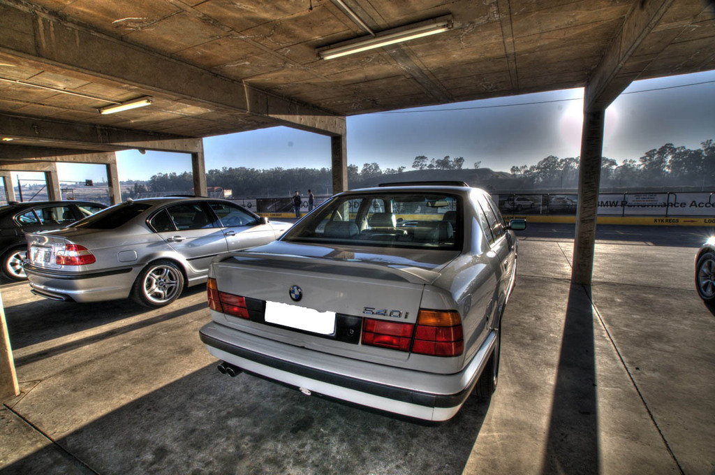 DSC 3233 4 5 tonemapped - 