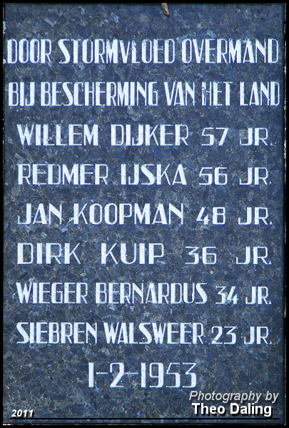Gedenksteen 1953  Texel  02 Dagje Texel 21-8-2011