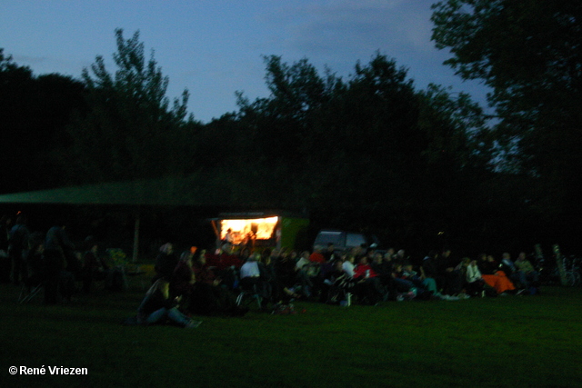 RenÃ© Vriezen 2011-08-27 #0022 Laatste OpenluchtBioscoop in Park Presikhaaf 2011 zaterdag 27 augustus 2011