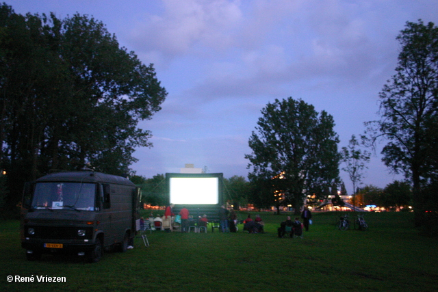 RenÃ© Vriezen 2011-08-27 #0017 Laatste OpenluchtBioscoop in Park Presikhaaf 2011 zaterdag 27 augustus 2011