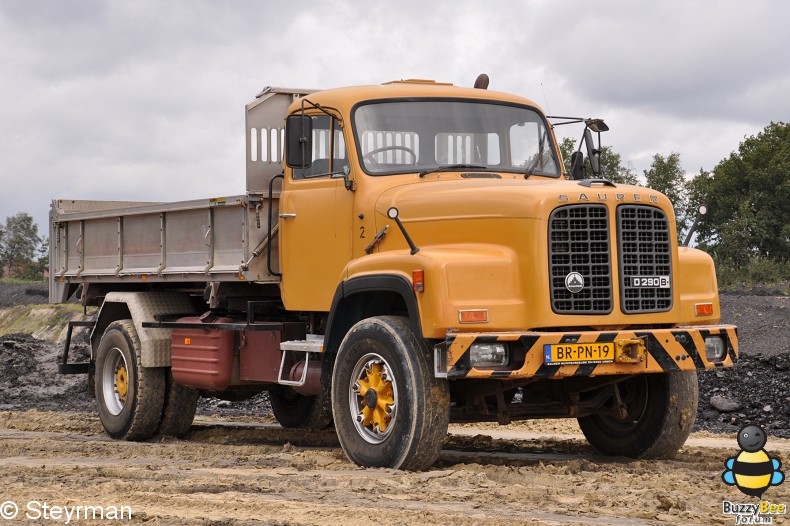 DSC 5107-border - Trucks in de Koel