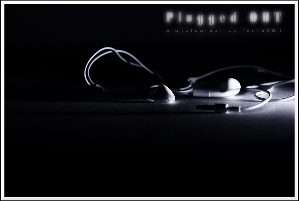 plugged out01 - 