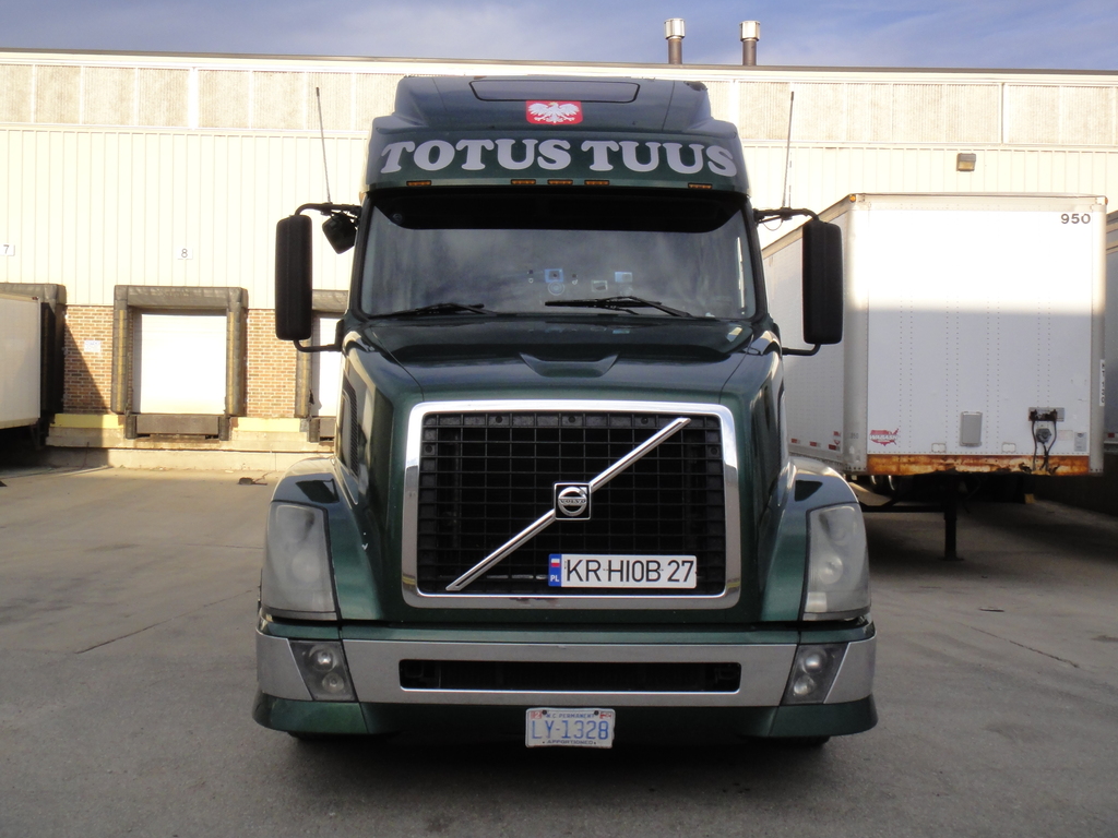 DSC02302 - Trucks