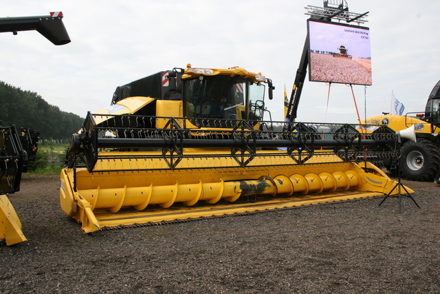 IMG 3168 new holland dag 2011 lelystad