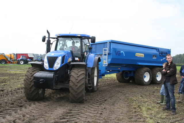 IMG 3195 new holland dag 2011 lelystad