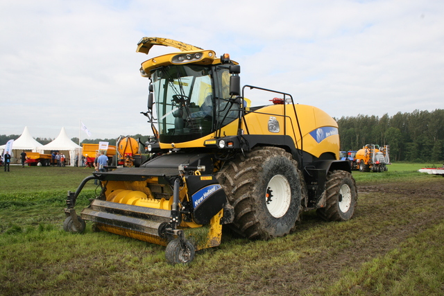 IMG 3202 new holland dag 2011 lelystad