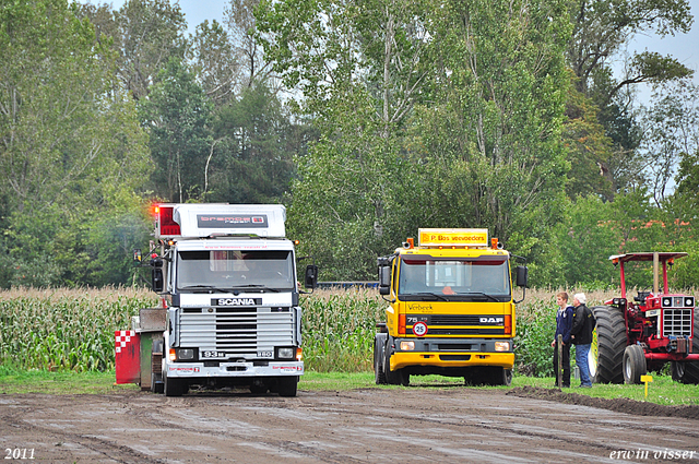 truckpull demo best 005-border truckpull demo best