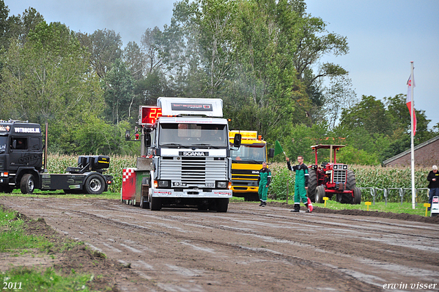 truckpull demo best 010-border truckpull demo best