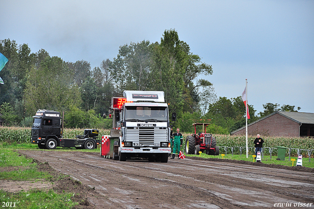 truckpull demo best 011-border truckpull demo best