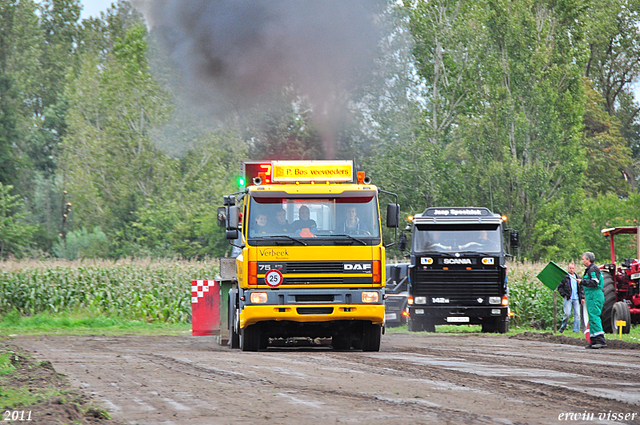 truckpull demo best 043-border truckpull demo best