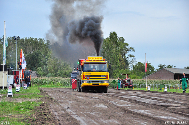 truckpull demo best 046-border truckpull demo best