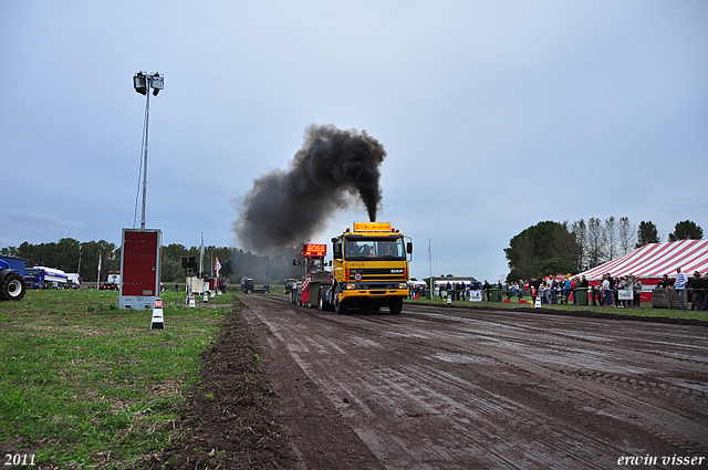 truckpull demo best 051-border truckpull demo best