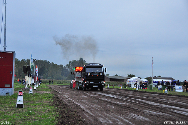 truckpull demo best 076-border truckpull demo best