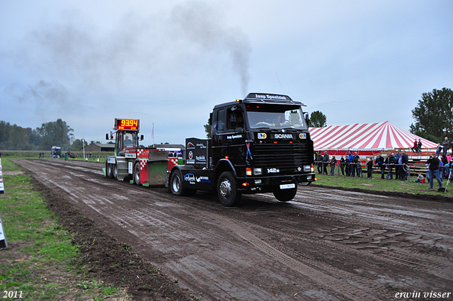 truckpull demo best 078-border truckpull demo best