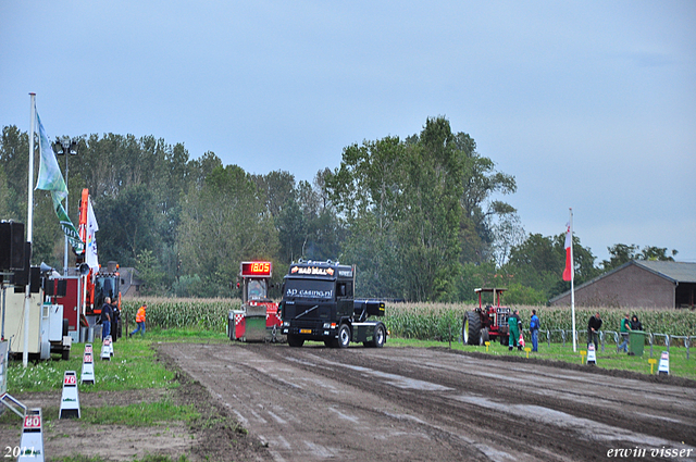 truckpull demo best 087-border truckpull demo best