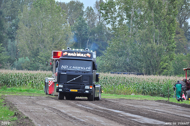 truckpull demo best 089-border truckpull demo best