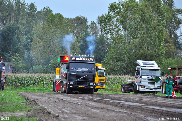 truckpull demo best 092-border truckpull demo best