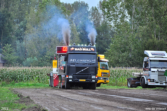 truckpull demo best 095-border truckpull demo best