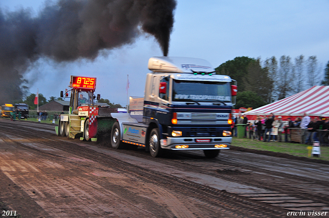 truckpull demo best 180-border truckpull demo best