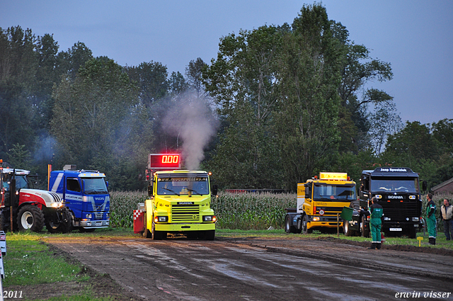 truckpull demo best 208-border truckpull demo best