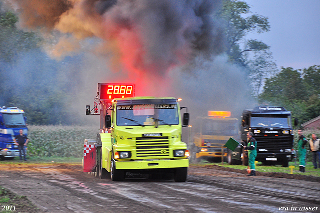 truckpull demo best 215-border truckpull demo best