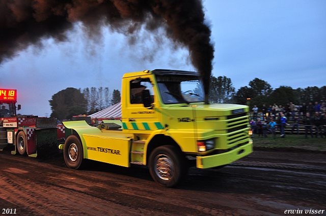 truckpull demo best 220-border truckpull demo best