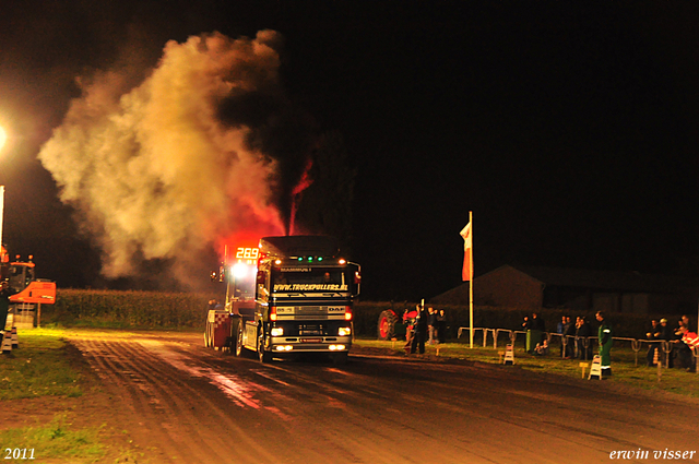 truckpull demo best 341-border truckpull demo best