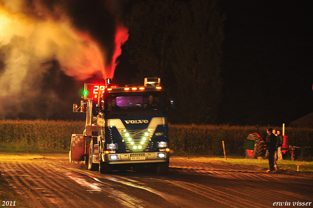 truckpull demo best 382-border truckpull demo best