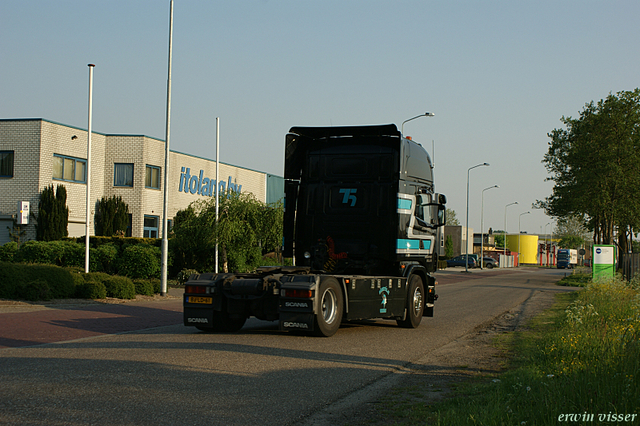 90508 015-border truck pics