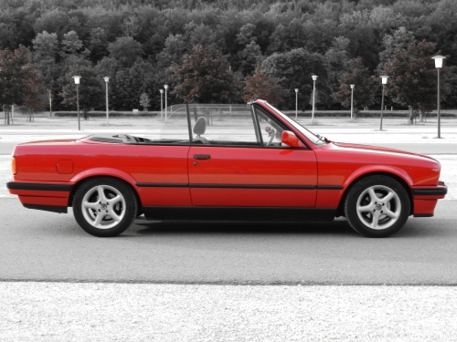 BMW E30 - 