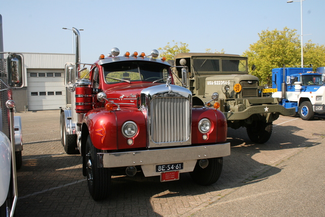 IMG 3224 mack en speciaal transportdag 2011