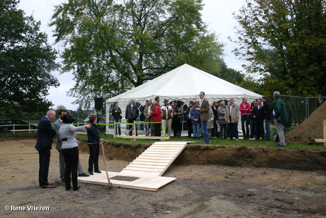 RenÃ© Vriezen 2011-10-10#0031 T-Huis Start bouw Park Presikhaaf maandag 10 oktober 2011