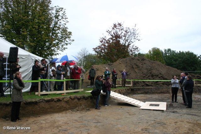 RenÃ© Vriezen 2011-10-10#0048 T-Huis Start bouw Park Presikhaaf maandag 10 oktober 2011