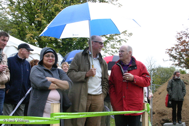 RenÃ© Vriezen 2011-10-10#0049 T-Huis Start bouw Park Presikhaaf maandag 10 oktober 2011