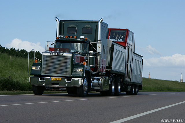 medemblik 102-border truck pics