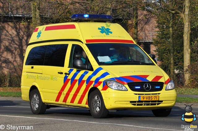 DSC 7912-border Ambulanceoptocht UMC Utrecht 2011