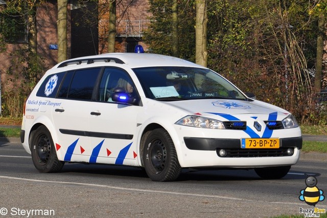 DSC 7934-border Ambulanceoptocht UMC Utrecht 2011