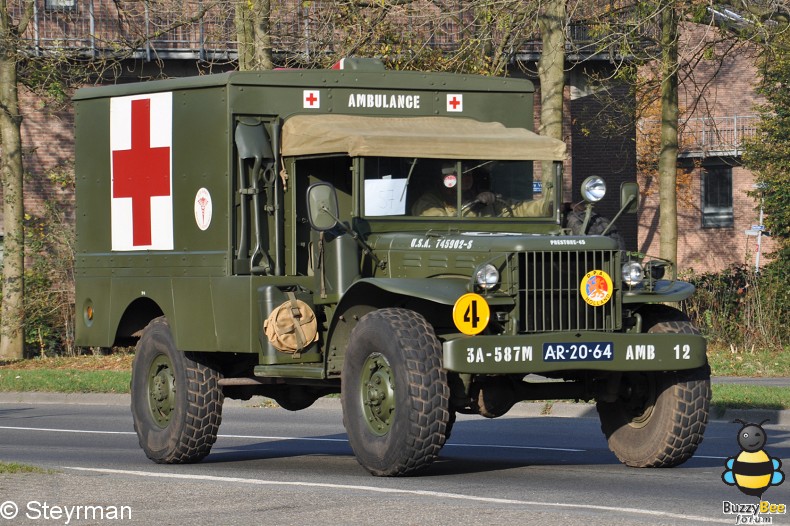 DSC 7945-border - Ambulanceoptocht UMC Utrecht 2011