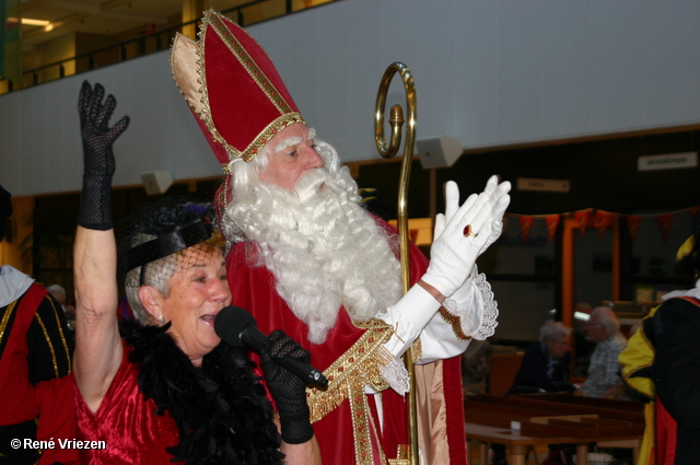 René Vriezen 2011-11-19#0453 Sinterklaas en Pieten in Waalstaete Presikhaaf zaterdag 19 november 2011