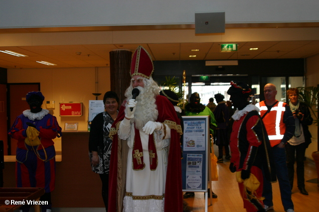 RenÃ© Vriezen 2011-11-19#0466 Sinterklaas en Pieten in Waalstaete Presikhaaf zaterdag 19 november 2011