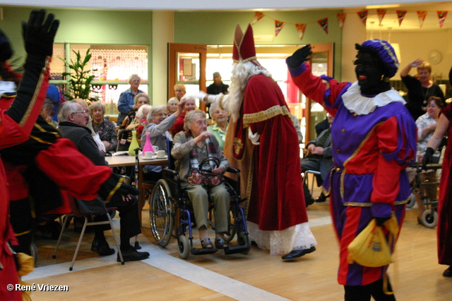 RenÃ© Vriezen 2011-11-19#0503 Sinterklaas en Pieten in Waalstaete Presikhaaf zaterdag 19 november 2011