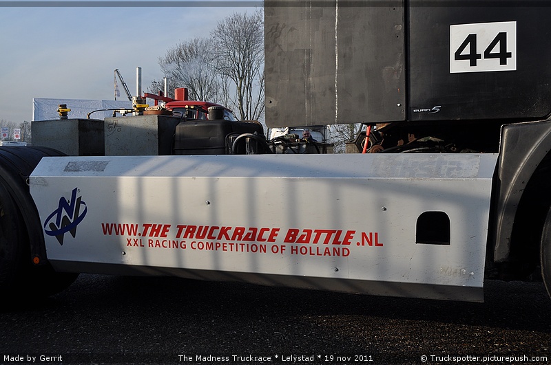 Madness Truckrace -  Lelystad - 19 nov 2011 077 - 