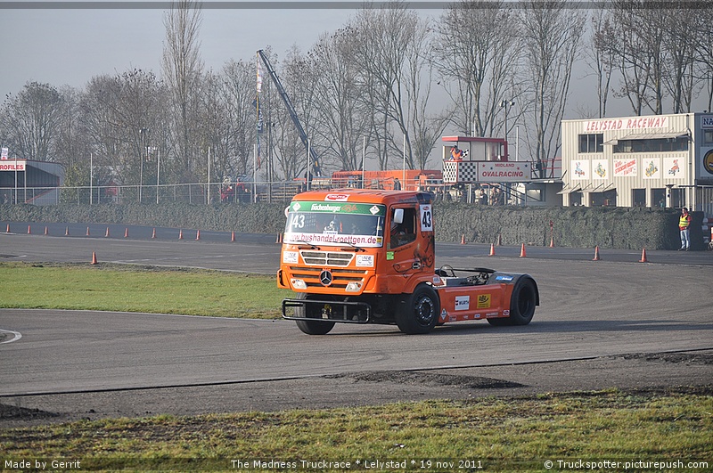 Madness Truckrace -  Lelystad - 19 nov 2011 193 - 